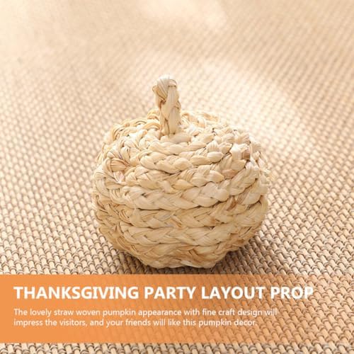 HOMSFOU 2pcs Handmade Straw Woven Pumpkin Ornaments Fall Decor