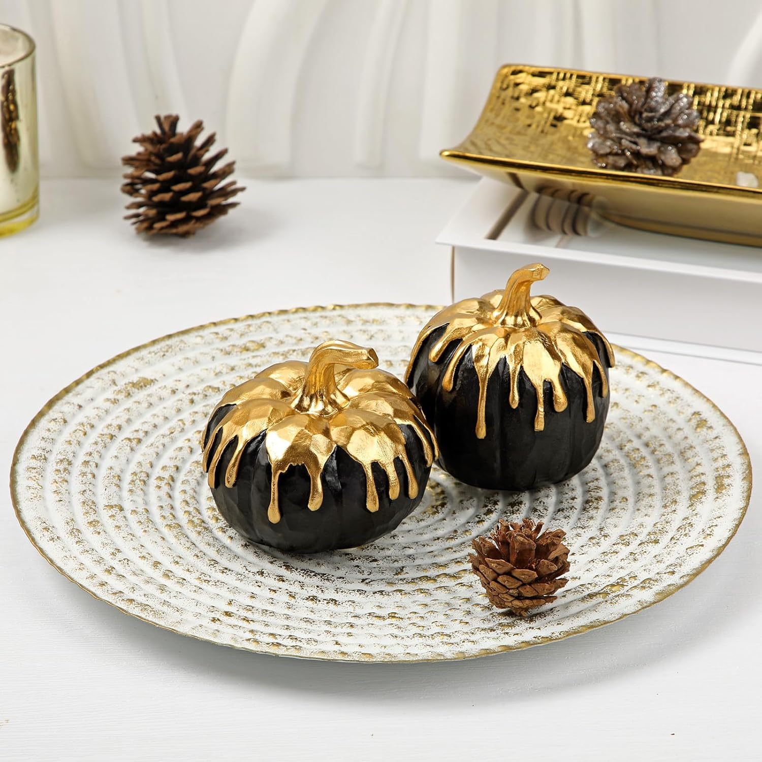 Hollyone 2 pcs Black Gold Resin Pumpkin Decor
